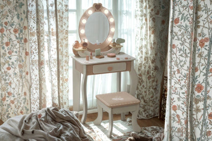 DRESSING TABLE
